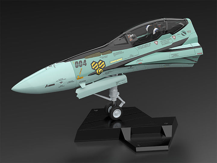 Macross RVF 25 Messiah Valkyrie Luca Angeloni 1/20 Scale Plastic Model Kit