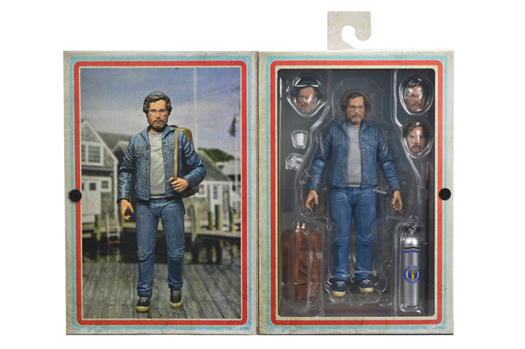 Jaws: Matt Hooper Amity Arrival 50th Anniversary Ultimate 7" Scale Action Figure (view 2)