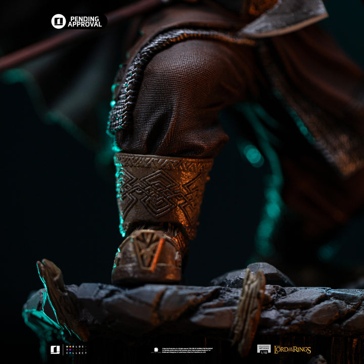 Iron Studios The Lord of the Rings Gimli Unleashed 1/10 Art Scale Limited Edition Statue