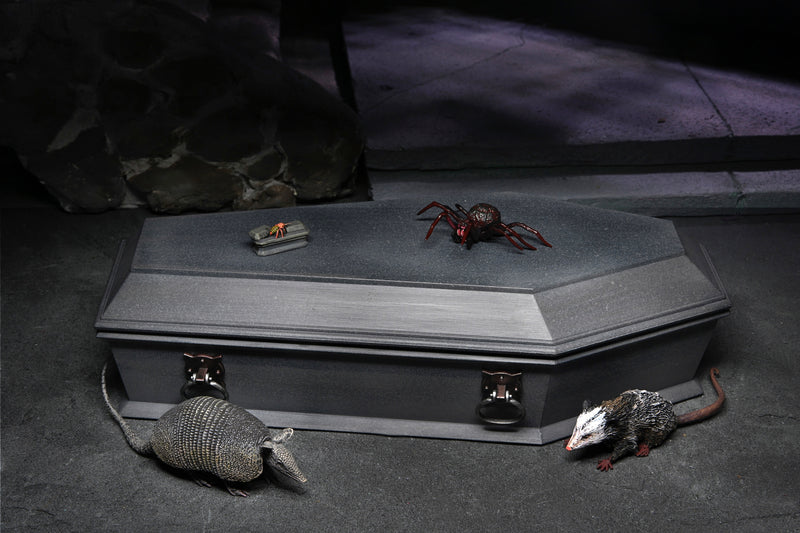 Universal Monsters Dracula 7" Scale Accessory Set packaging view