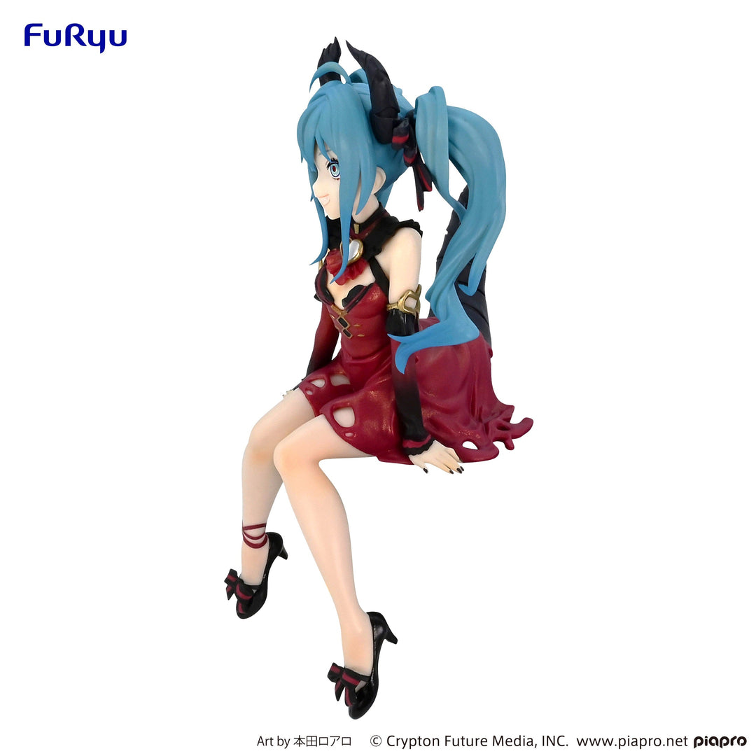 Furyu Hatsune Miku (Villain) Red Color Version Hatsune Miku 7" Scale Noodle Stopper Figure
