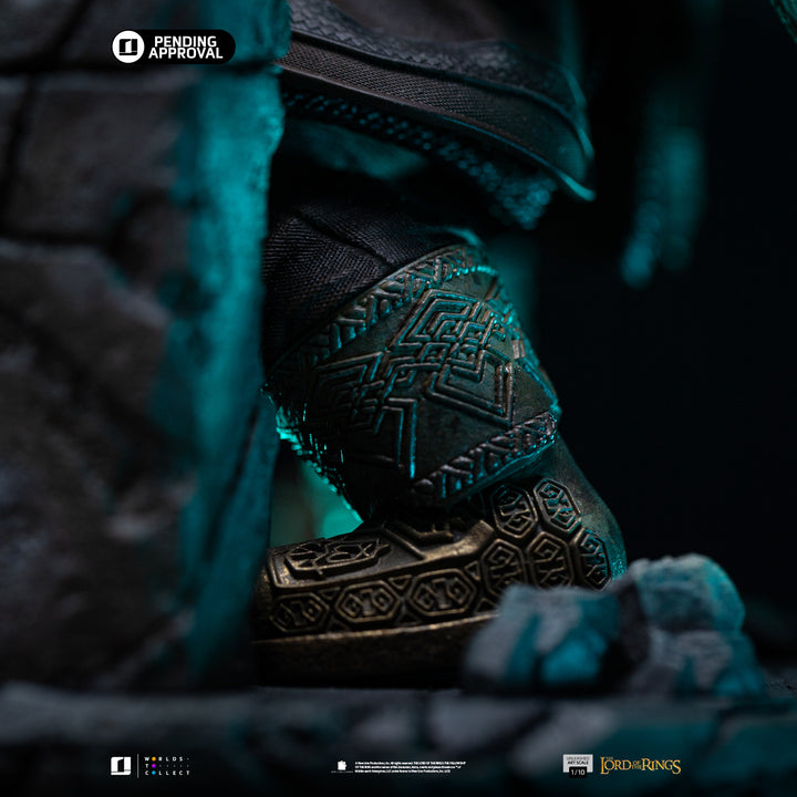 Iron Studios The Lord of the Rings Gimli Unleashed 1/10 Art Scale Limited Edition Statue