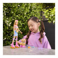 Barbie Roller Skating Doll & Pet Pal (Blonde)