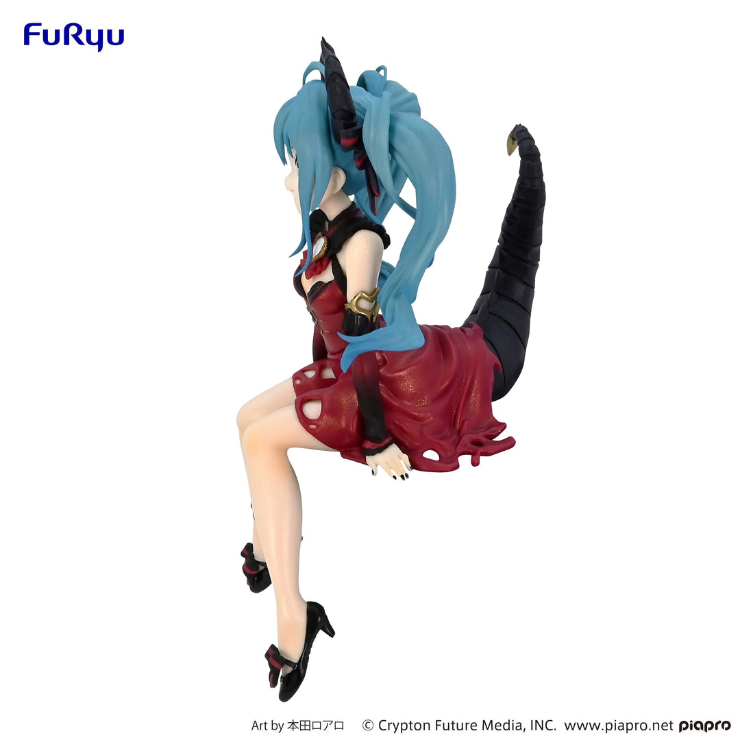 Furyu Hatsune Miku (Villain) Red Color Version Hatsune Miku 7" Scale Noodle Stopper Figure