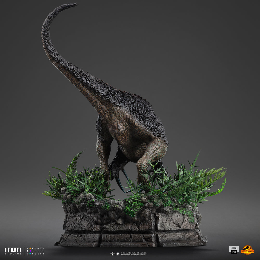 Iron Studios Jurassic World Therizinosaurus 1/20 Art Scale Limited Edition Statue