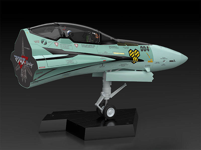 Macross RVF 25 Messiah Valkyrie Luca Angeloni 1/20 Scale Plastic Model Kit