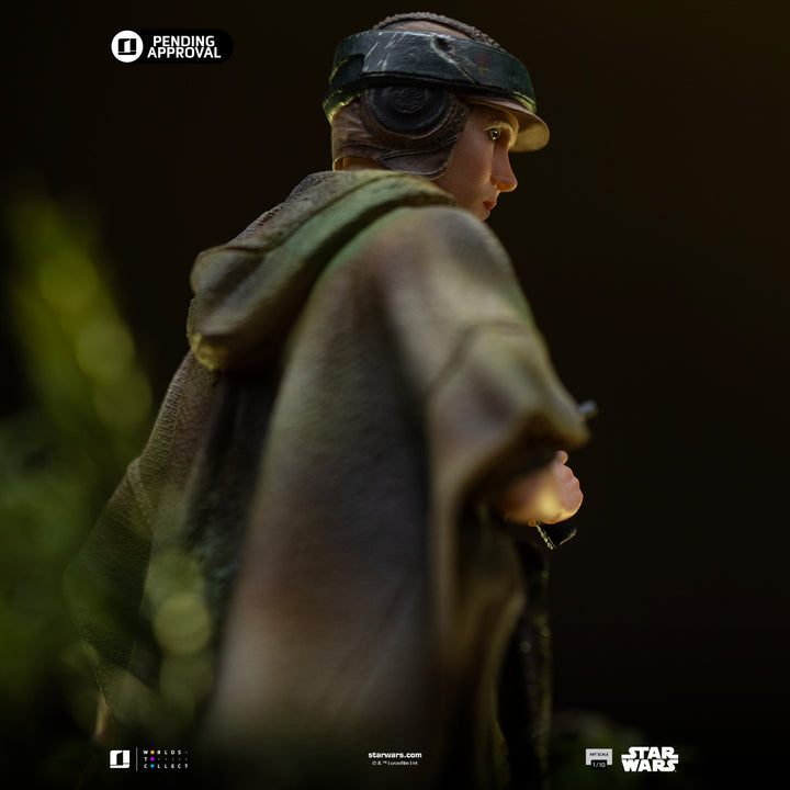 Iron Studios Star Wars: Return of the Jedi Leia and Wicket 1/10 Art Scale Limited Edition Statue