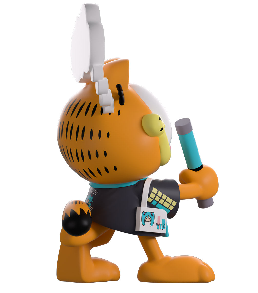 Youtooz Garfield Hatsune Miku Concert Garfield Vinyl Figure (Release Date 04/26)