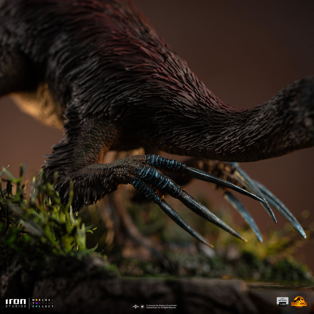 Iron Studios Jurassic World Therizinosaurus 1/20 Art Scale Limited Edition Statue