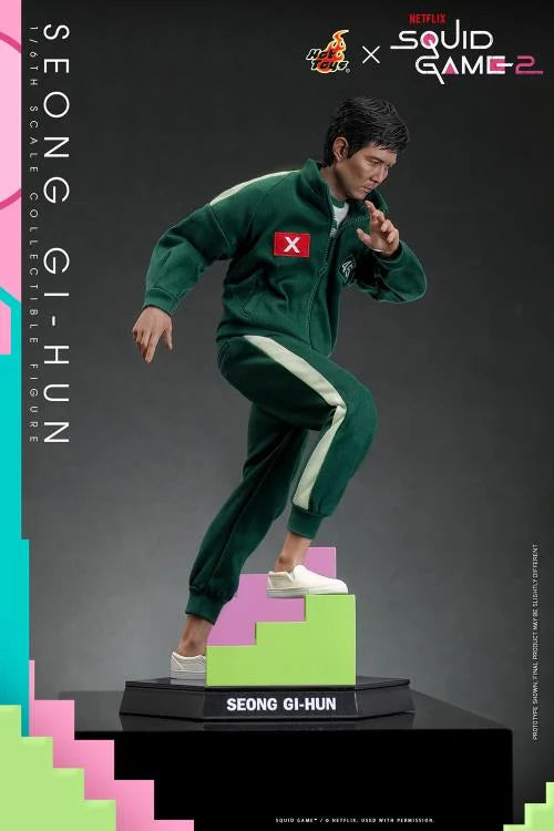 Hot Toys Squid Game Seong Gi-Hun 1/6th Scale Figure