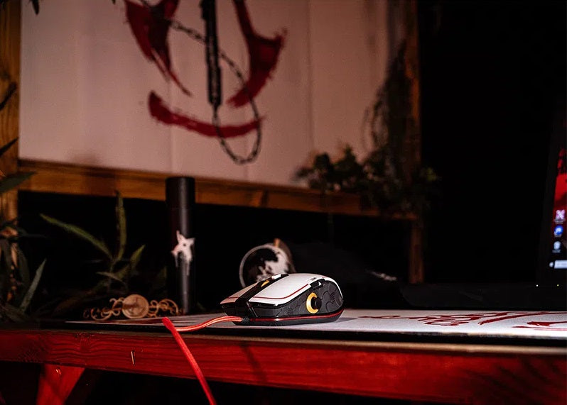 Lexip Assassin's Creed Shadows Initiate Box Mouse, Mouse Pad and PC Game packaging view
