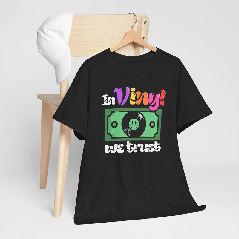 'In Vinyl We Trust' Men's T-Shirt, side angle