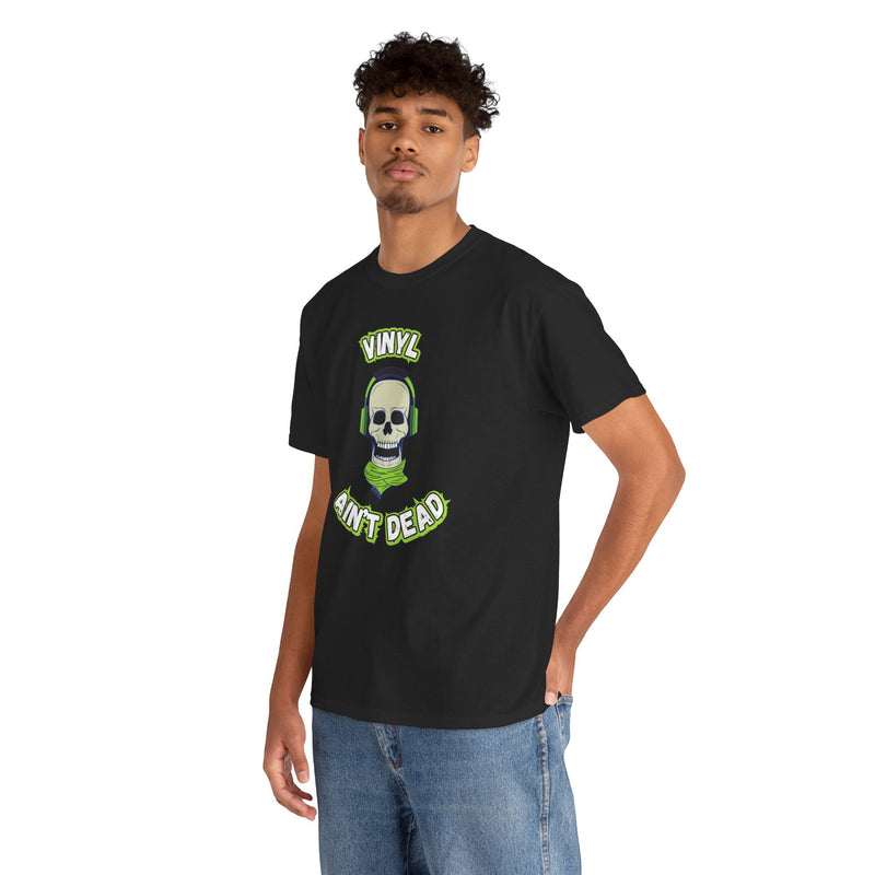 'Vinyl Ain't Dead' Headphones Men's T-Shirt, rear view