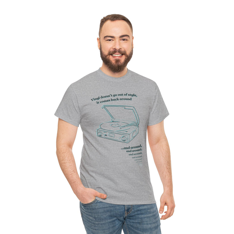 'Vinyl Doesn't Go Out Of Style' Men's T-Shirt, showing reverse