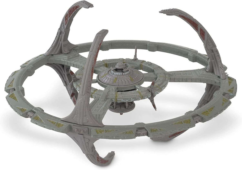 Deep Space 9 DS9 Model Die-cast Ship SPECIAL ISSUE (Eaglemoss / Star Trek), close-up detail