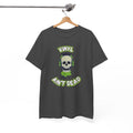 'Vinyl Ain't Dead' Headphones Men's T-Shirt, size reference