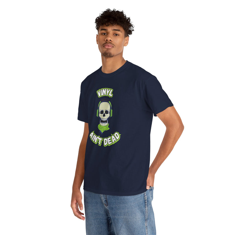 'Vinyl Ain't Dead' Headphones Men's T-Shirt, rear view