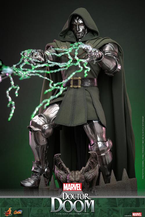 Hot Toys Marvel Comics Doctor Doom 1/6 Scale Figure