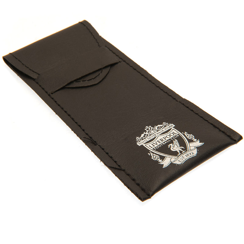 Liverpool FC Darts Set, close-up detail