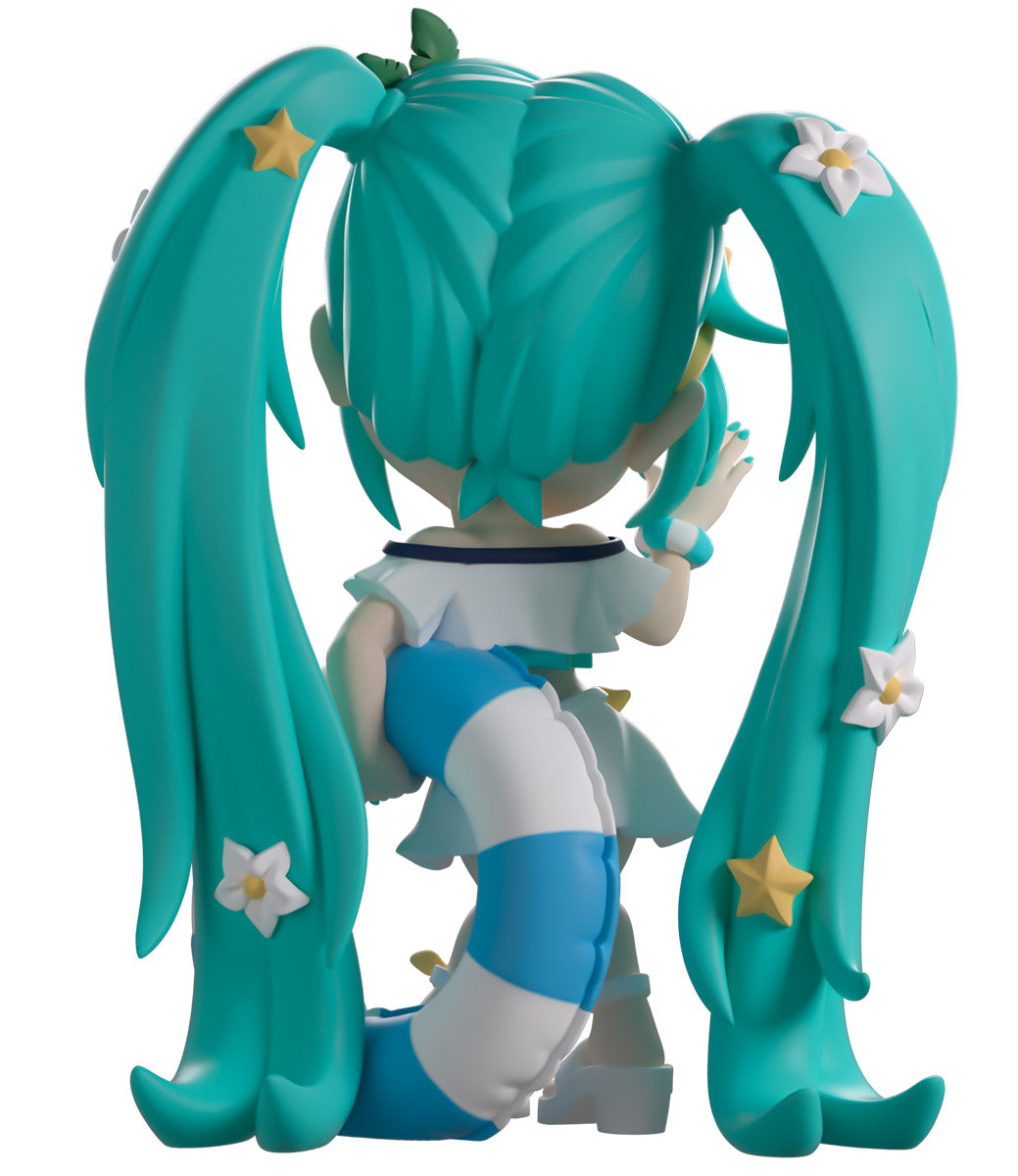 Youtooz Hatsune Miku: Summer Style Miku Vinyl Figure (Release Date 02/26)