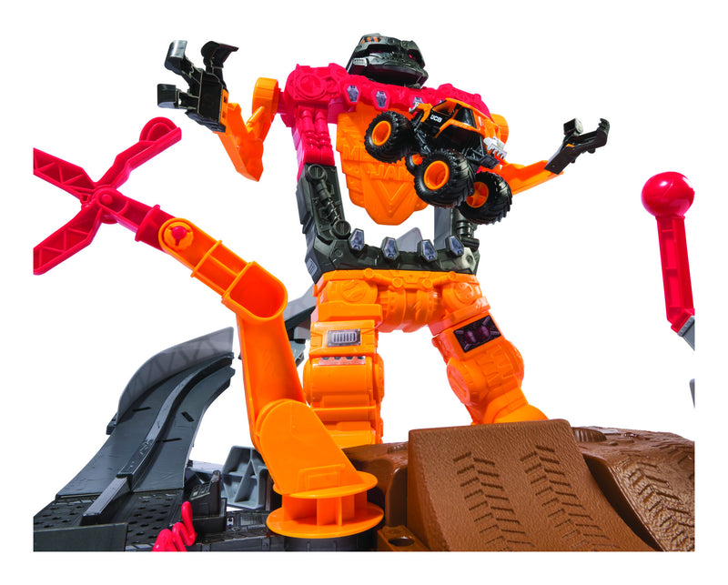 Monster Jam 1:64 Smash & Bash Playset