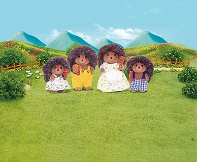 Sylvanian Families Hedgehog Family Toy Playset for Ages 3 and Up, alternate view