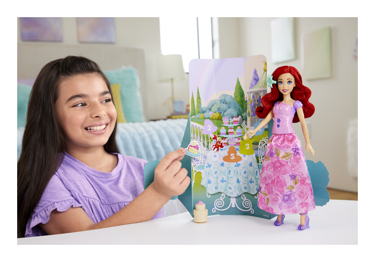 Disney Princess Spin & Reveal Ariel - Image