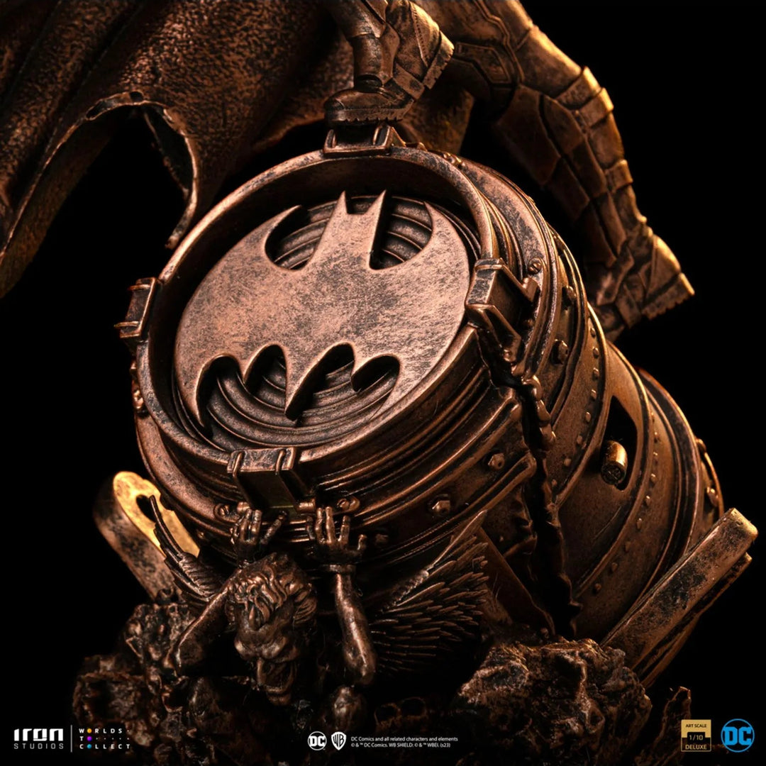 Iron Studios DC Batman Deluxe (Bronze Version) Infinity Collectables Exclusive 1/10 Limited Edition Art Scale Statue