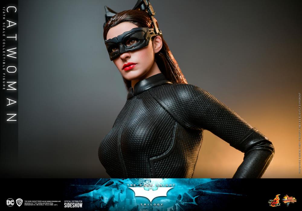 Hot Toys The Dark Knight Rises Catwoman 1/6th Scale Figure