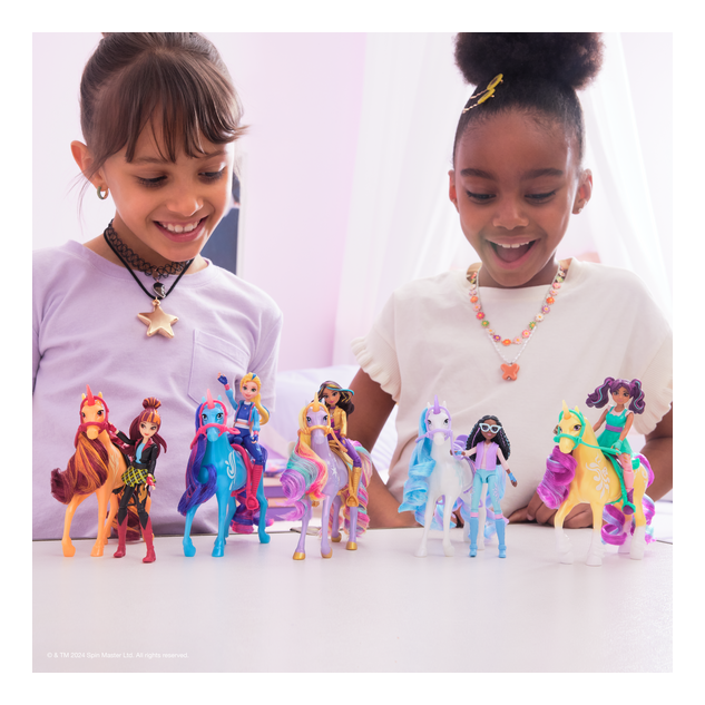 Unicorn Academy - Small Doll Ava & Leaf, alternate view