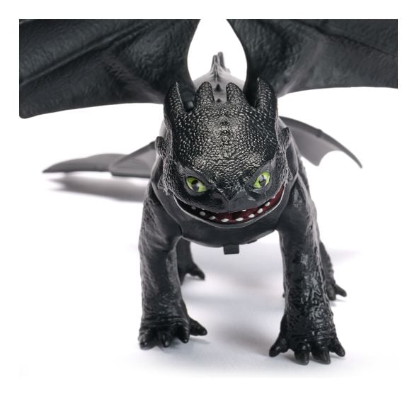 DreamWorks Toothless Battle Dragons How To Train Your Dragon Figure