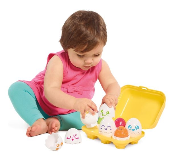 Toomies Classic Hide and Squeak Egg Toy Set