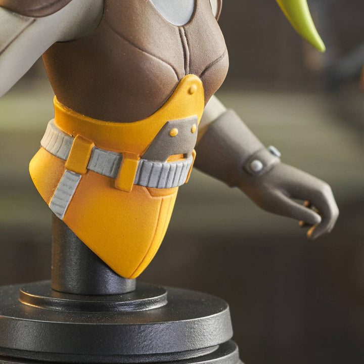 Star Wars Rebels Hera and Chopper 1/7 Scale Limited Edition Bust