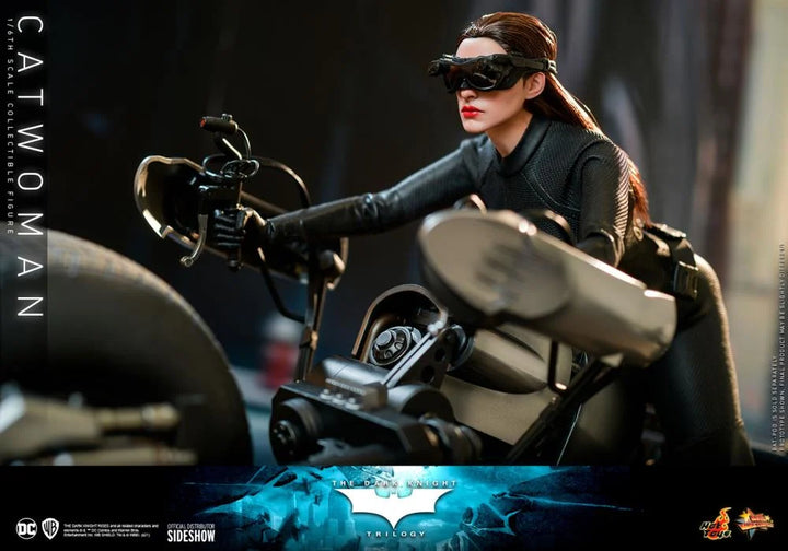 Hot Toys The Dark Knight Rises Catwoman 1/6th Scale Figure