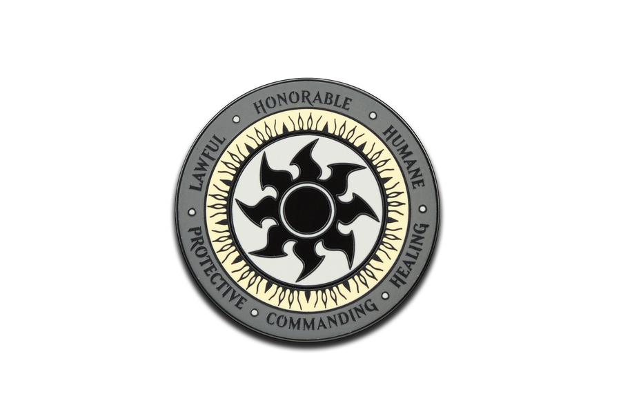 Pinfinity White Mana Crest Magic The Gathering AR Collectible Pin