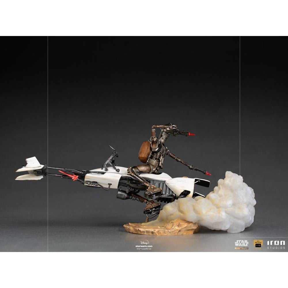 Iron Studios IG-11 & The Child Star Wars: The Mandalorian 1/10 Scale Deluxe Figure