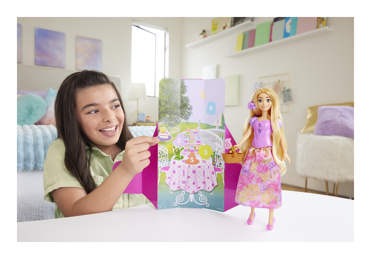 Disney Princess Spin & Reveal Rapunzel - Image
