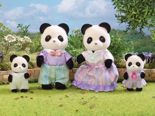 Sylvanian Families Pookie Panda Family Toy Playset for Ages 3 and Up, alternate view