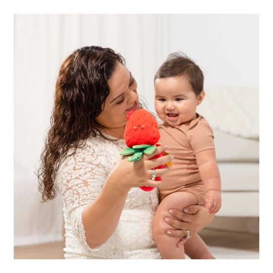 Melissa & Doug - Strawberry Take Along Toy
