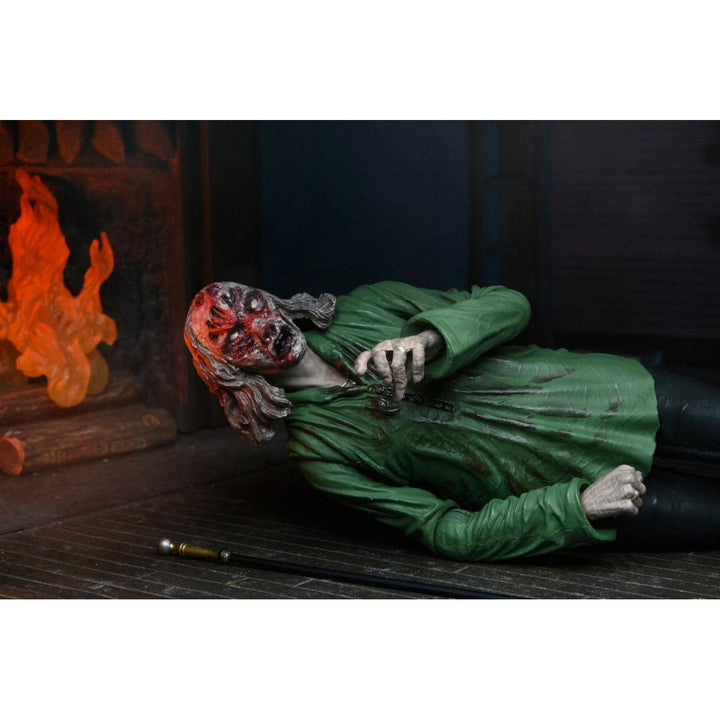 Evil Dead: Bloody Ash and CHeryl Williams Ultimate 7" 2-Piece Scale Action Figures