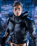 DC Multiverse The Dark Knight Batman (Sky Dive) 7" Scale Act, close-up detail