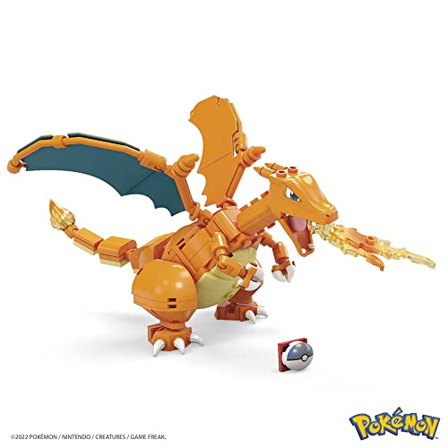 Mega Construx Pokémon Charizard Wonder Builders Construction, close-up detail