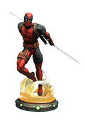Marvel Gallery PVC Statue Deadpool 23 cm, alternate view