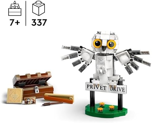 LEGO Harry Potter 76425 Hedwig at 4 Privet Drive, alternate view
