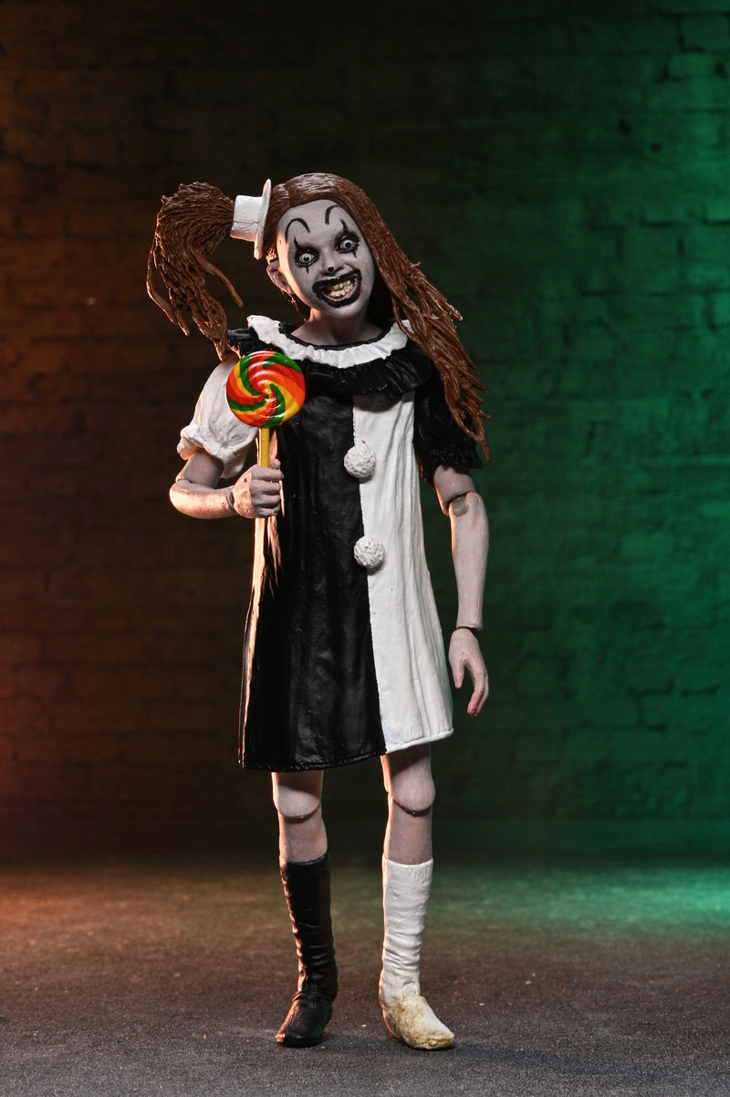 Terrifier 2 Art the Clown and Little Pale Girl Ultimate 7" Scale 2-Pack close up detail