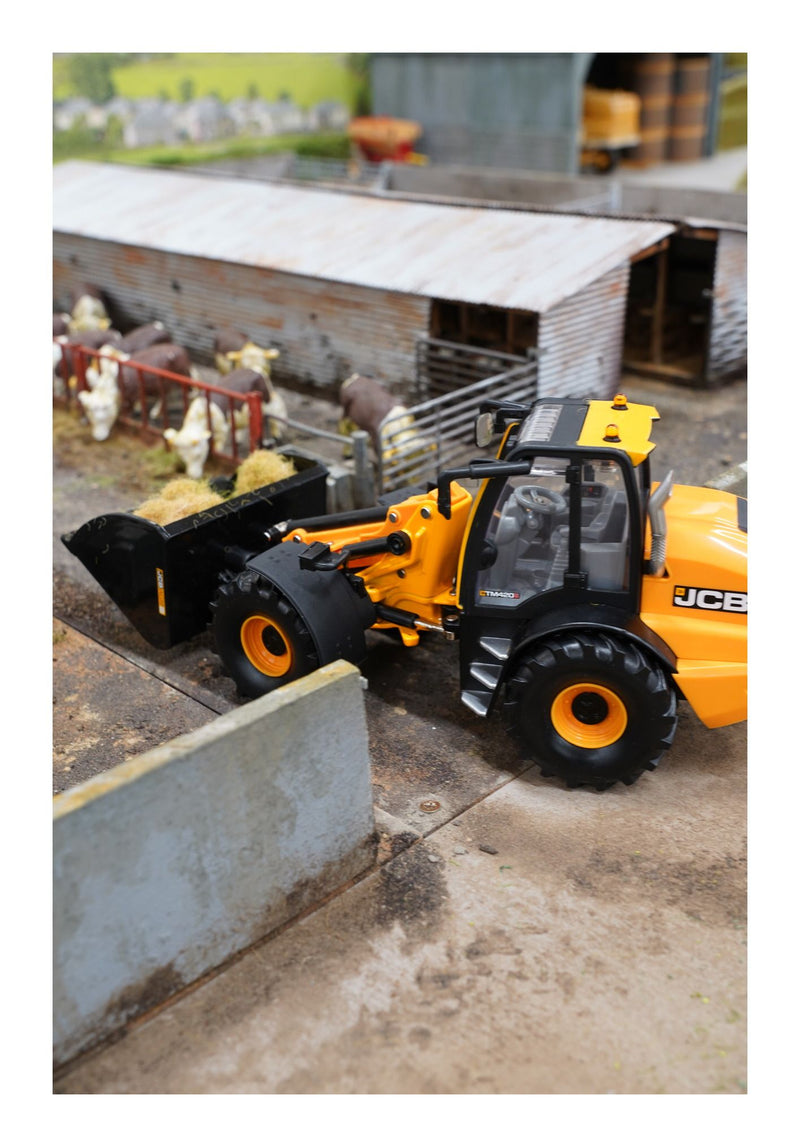 JCB TM420S Loader - Image
