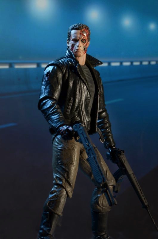 The Terminator T-800 Police Station Assault Ultimate 7" Scale Action Figure side angle