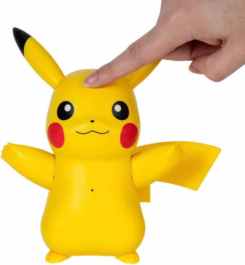 Pokémon Train and Play Deluxe Pikachu, packaging shot