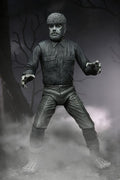 Universal Monsters (B/W) Wolf Man Ultimate 7" Scale Action Figure (view 2)