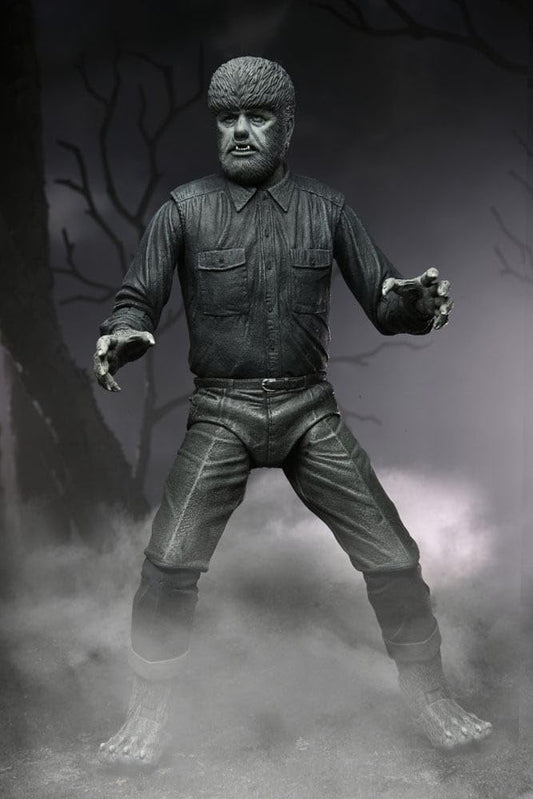 Universal Monsters (B/W) Wolf Man Ultimate 7" Scale Action Figure (view 2)